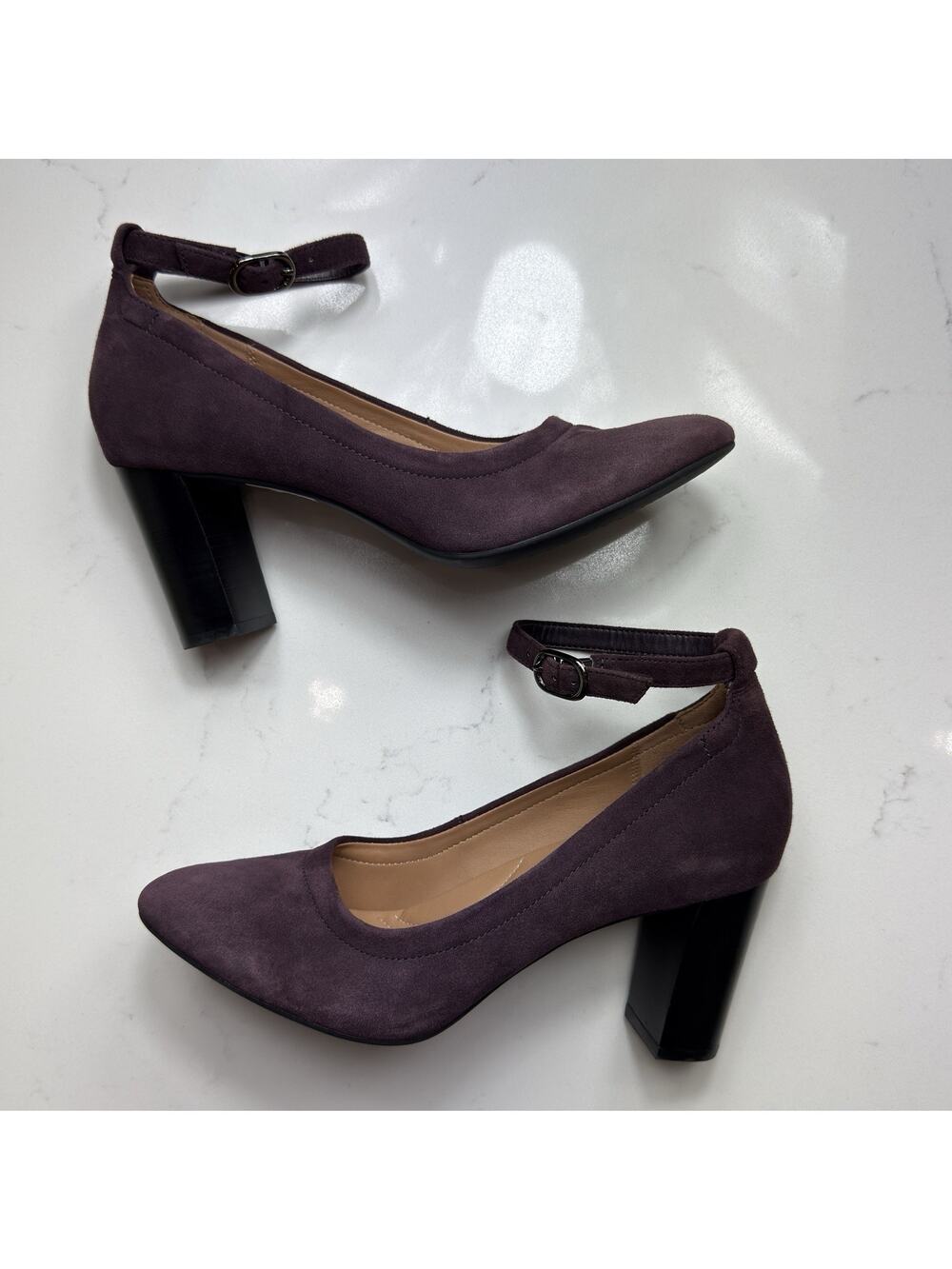 Clarks Womens Burgundy Narrative Bavette Cathy Mary Jane Suede Shoes Size 8 M